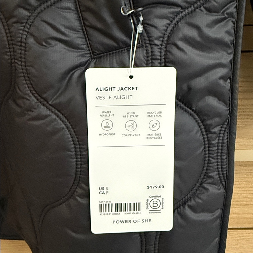NWT Athleta Alight light puffer coat, black - Size S - Picture 3 of 5